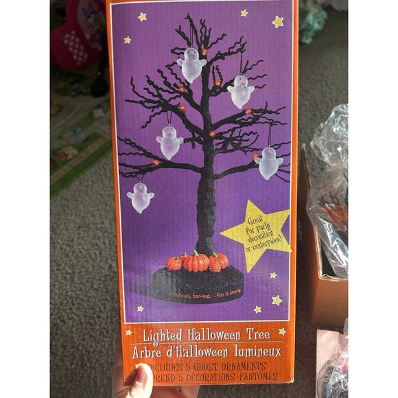 Hallmark Lighted Halloween Tree 5 Hanging Glass Ghost Ornaments Pumpkins w/Box - Picture 2 of 6